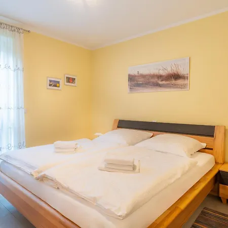 Haus Buchenweg 01 아파트